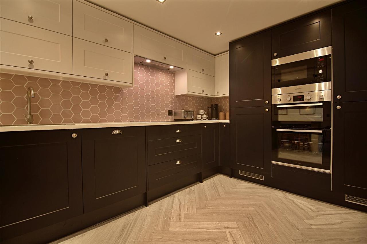 Scotforth Road- Boutique Rooms In Lancaster City Townhouse Exterior foto